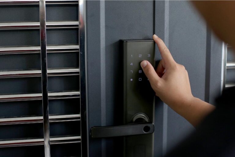 how do smart door locks get power